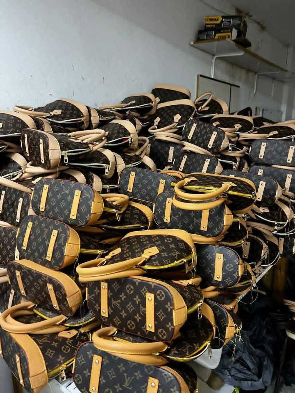 شروات باقل الأسعار 
باقي الاشكال والاسعار في القناة التلجرام ⬇️ 
https://t.me/+RMRUJtXZBVRdHmeu
https://t.me/+RMRUJtXZBVRdHmeu


**إذا كنت صاحب هذا الإعلان وتريد حذفه لأي سبب، رجاءا أرسل رسالة إلى الدعم الفني**