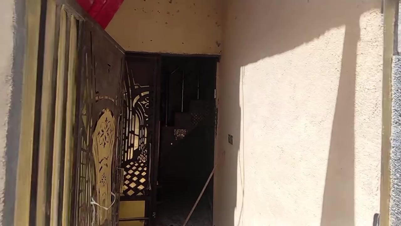 سلام عليكم بيت للبيع في كربلاء قريب ع حولي مساحةة 60م بيت طابقين عقد 117
يبعد عن لامام كيلوين ونص بل شبانات+
تواصل اكثر ع رقم:***********
