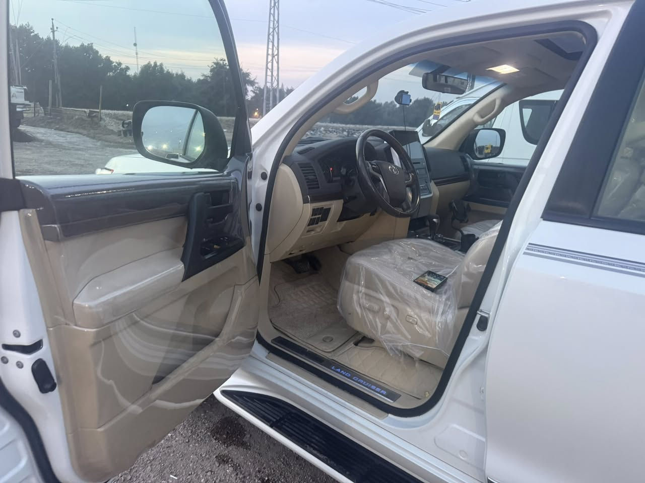 جسار 8 سلندر موديل ١٦ فول  كفاله عامه حته الدعاميات  للبيع ***********
