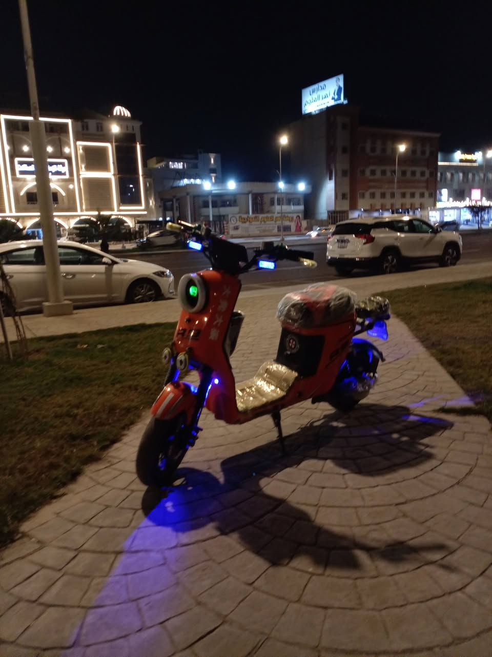 السلام عليكم دراجه للبيع موديل 2025نضيفه بطاريات نضيفات دبل 32 سعر 425وبيهه مجال للشراي عنوان بصره الحيانيه رقم لاستفسار *********** واتساب أو رصيد..
