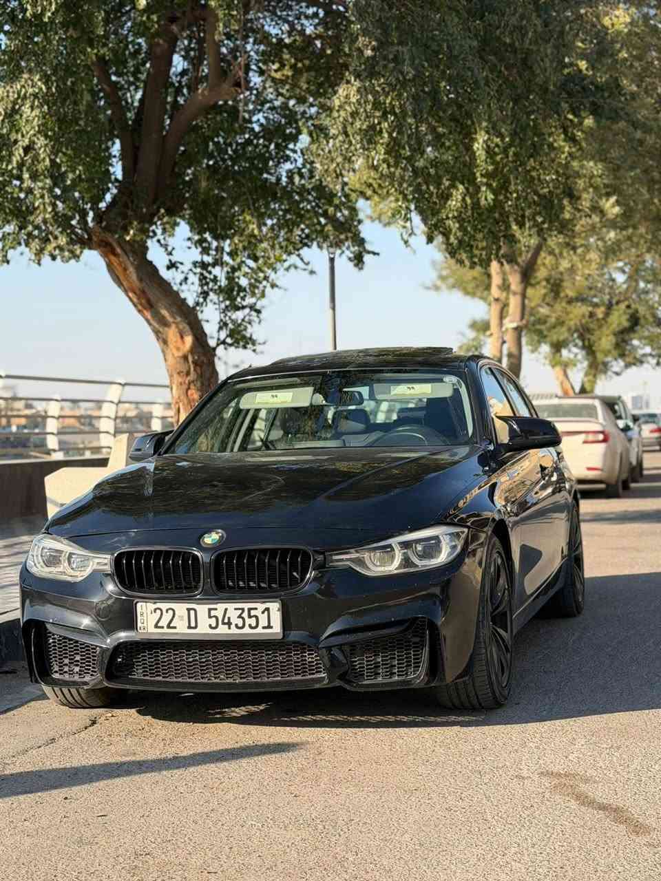 Bmw 320i
موديل2018رقم اربيل حادث3 قطع فول مواصفات لون اسود مكاني بغداد السعر 135 
***********
