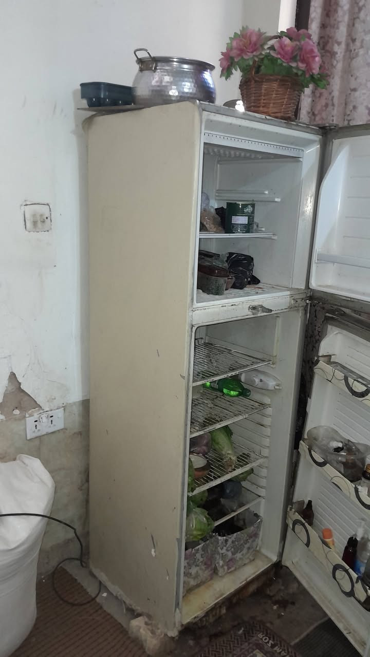 ثلاجه لبيع مستعمله فقط باب لا يعمل وتبريد جيد سعرها ٧٥ وبها مجال


**إذا كنت صاحب هذا الإعلان وتريد حذفه لأي سبب، رجاءا أرسل رسالة إلى الدعم الفني**