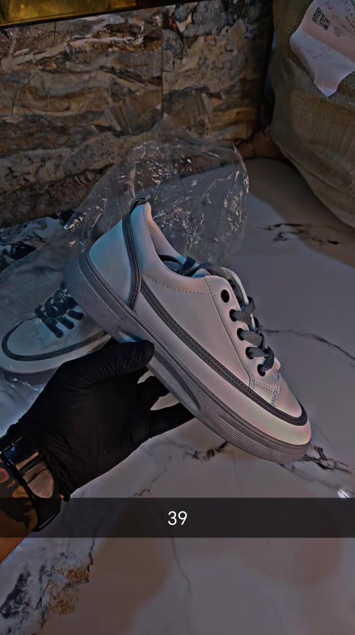 عروض العيد الكمية فقط المعروضه السعر ٧ آلاف فقط توجد خدمه توصيل الف دينار فقط
***********
