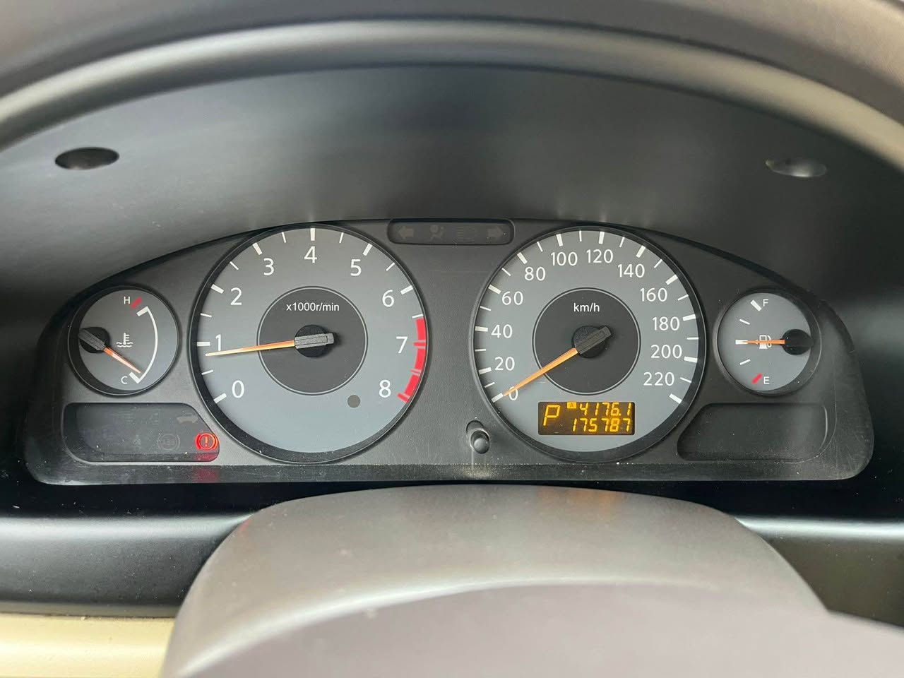 نیسان سەنی ٢٠١٣ کۆری
رەنگ سلڤەر
ناو بێجی
کۆری مەکینە ١٨ زۆر بە هەڵمەتە
ویل کەپ
بێ بۆیاخ
تەنها ١ بست ساردی هەیە
گێر ئۆتۆماتیک
سەنەوی تا ٢٠٢٨
١٧٥،٠٠٠ رۆشتووە هەموو گیانی لەسەر بیلادە
٤ تایەی تازەی لەسەرە
کامل سێرڤس کراوە 
گێر و مەکینە بە شەرت
بەنزین کەم ئەخوات
دژە فیتەرە
رەقەم سلێمانی
نرخ ١٠٥ گەڵا
 ژمارە تەلەفون *********** السليمانية, العراق
