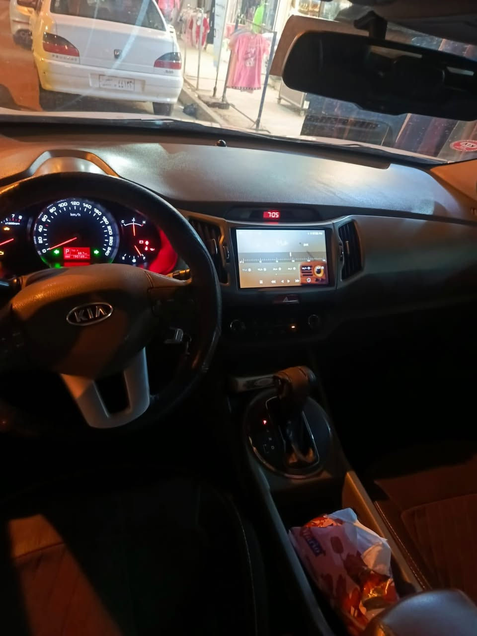 سلام عليكم سبورتج خليجي مكفوله كفاله عامه موديل2011 من شخط أو طخه أو صبخ فقط بيه بارد عله كد شبر بل صندوك  بعده جديده بمعنئ كلمه هزه جديده ل2027 سنويه باسمي تحويل او وكاله صدر تخم تاير كله جديد مال بيت بس مكينه مفتوحه كازكيت راجعه شركه  فول موصفات بنورما تحكمات بعد بيه موصفات سعر 148 بيع او مرواس مكان مصفه دوره ***********-***********
