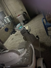 دراجة ثلاث تواير • دراجة كهربائية