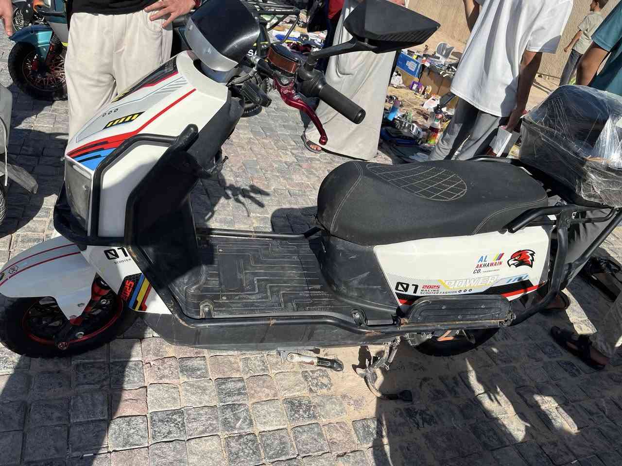 سكنس الاخوين للبيع بطاريات عدد 6 وكلهن 10 وفوك دراجة نضيفة السعر 585 قفل 
***********
