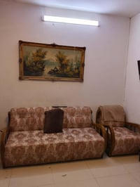 كنبة • للبيع • بي مجال
