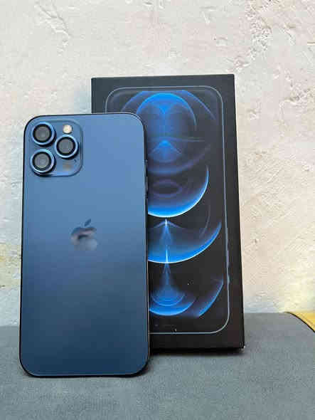 آيفون 12 برو ماكس 
بطاريه 86 اصليه ما مبدله ذاكره 256 جهاز نضيف وشاشه اصليه السعر 600 الف العنوان بصره جزائر 
الاستفسار ***********
