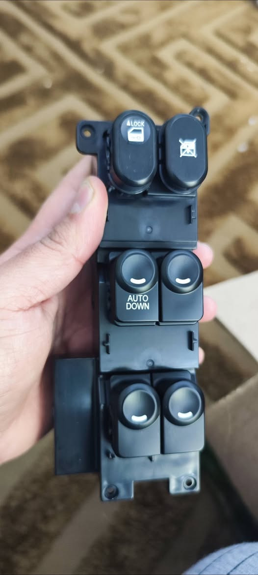 كونترول جام اكسنت قطعة جديدة السعر 15 الف ، متوفر أكثر من قطعة ، يوجد توصيل .


**إذا كنت صاحب هذا الإعلان وتريد حذفه لأي سبب، رجاءا أرسل رسالة إلى الدعم الفني**