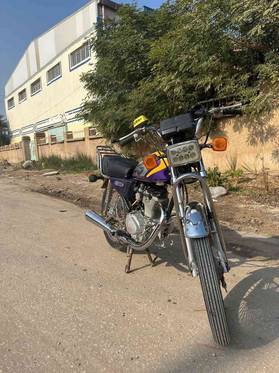 السلام عليكم 
تايكر 18 اوراق اصولي اصولي نضافة شوفت عينك دراجه مرتبه كهربائيات كلها شغاله ضفيره جديده باتري جديد مكينه خير من الله لاتنقيص ولا تبخير + صالنصه كاتم اصليه ام الختم جديده السعر 360الف
***********
بابل - محاويل
