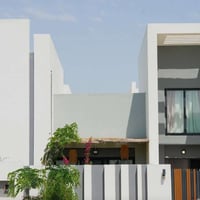 🏡 بيت للبيع في مجمع البدور  🔹 المساحة: 200 م² 🛑 شارع 12 🎁السعر 550 🔹  ...