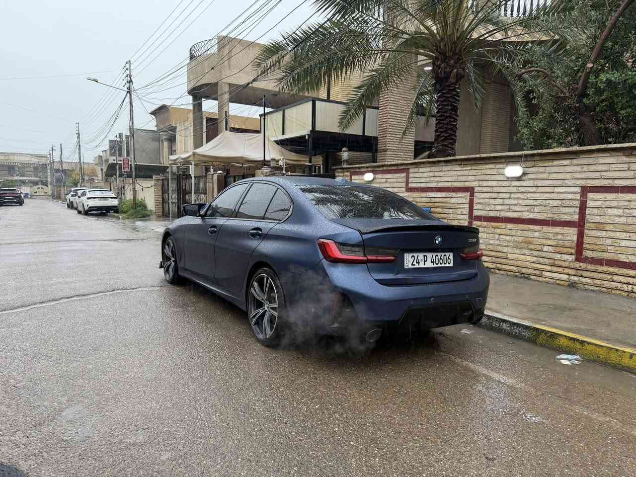 السلام عليكم شباب
BMW330i 

2.0L T 

2023 

داخله مشمي 

شباك دايموند 

مغلفة PPFطافي بي ضمان 

سيارة جديدة بمعنى الكلمة 

ماشية 60 الف كيلو 

كشنات كهربائية
AUTO HOLD
هاند بريك يدوي 
تحكمات الكير الصغيره الحديدة 
شاشة كبيرة 
CARplay
Android Auto
انارة داخلية 12 لون 

كشنات تدفئة

رادار امامي 

مانع اصطدام 

رادارات بالمري 

تحديد مسار 

كتاب تضليل بيه جديد ينتهر بسنة ٢٧ 

شرط التحويل 

سيارة لوزة 

يحتاجله فقط تايرات 

لايت الاوراكل شلته منه وخليته ويه سيارة 

سيارة حادثه امامي بنيد و جاملغ 

ايرباك الستيرن فقط طاك 

ورقم شاصي موجود سيارة مضمونة شاصي  وكير ومكينة 

السعر 30,500 $

***********
