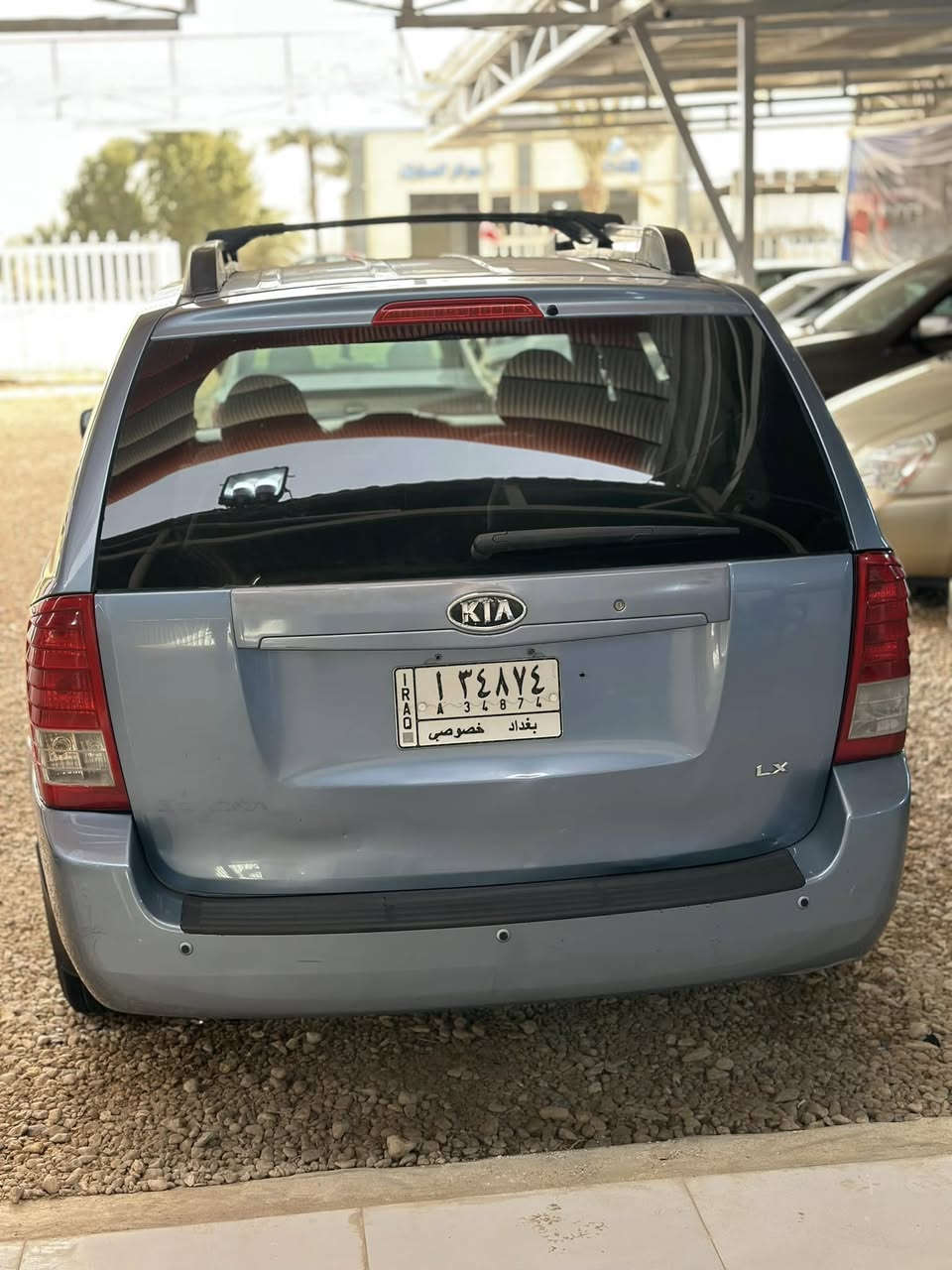 كيا سيدونا موديل 2007
رقم بغداد 
سياره جديده 
محرك 3800 بانزين 
غاز منضومه 80التر 
رشه صبغ جملغ بدون حادث 
سياره بجم كله كبس عله وضع الشركه شرط 
اتصال ***********
