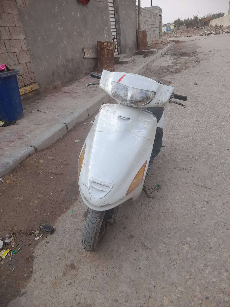 فراشه  البيع وراق  سعر ٢٥٠ 
***********
