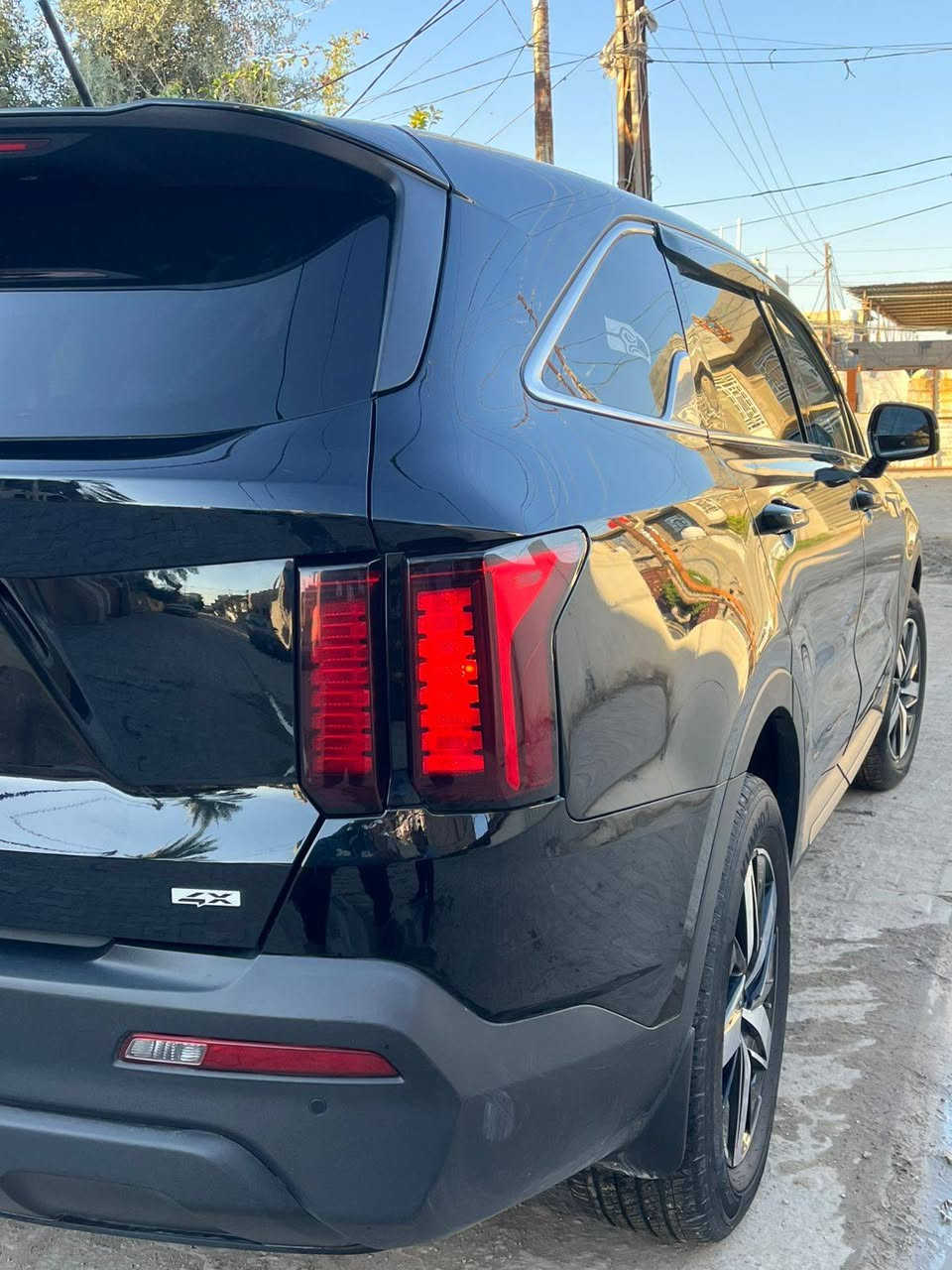 السلام عليكم اخوان سورنتو موديل ٢٣  وارد  كندي فئه 4x السياره حادث تبديل دعاميه فقط بدون الغود بدون بارد بدون صبغ حتئ الرادارات ماامبدله السياره  داخل لونين  كامره خلفيه مانع تصادم تحديد مسار اربع وضعيات قياده ثلاثه قطع تبريد السياره ماشيه ٤٣ كيلومتر امرقمه بغداد وهاي الارقام للتواصل ***********  /***********
