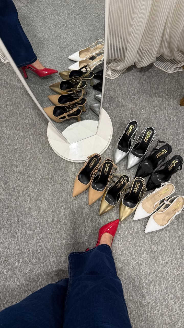 كعب العيد 🧺🎀🎀🎀♥️
سعر القطعتين 25 الف والتوصيل 5 جميع المحافظات🚙🚙🚙


**إذا كنت صاحب هذا الإعلان وتريد حذفه لأي سبب، رجاءا أرسل رسالة إلى الدعم الفني**