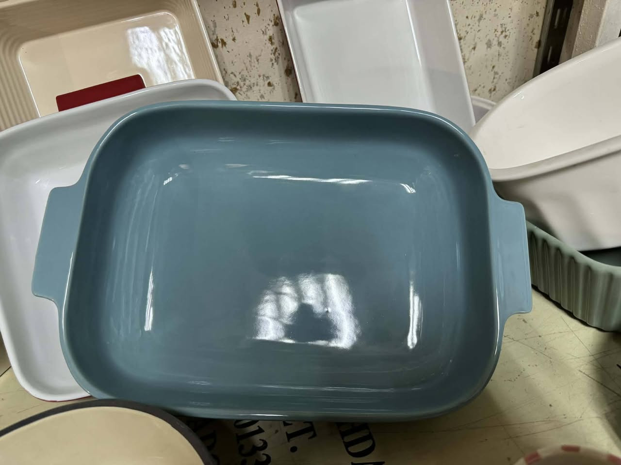 يالله وصول بضاعه جديدة من الفرفوري والجداري الكرانيت الزيتي والطاوات الزيتيه ومجموعه مختلفة من البضائع العنوان مجمع حطين مدخل العارضه انسب لاسعار حياكم الله


**إذا كنت صاحب هذا الإعلان وتريد حذفه لأي سبب، رجاءا أرسل رسالة إلى الدعم الفني**