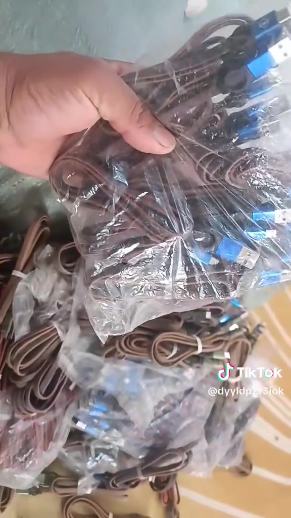 سعر قطعه 250 دينار متوفر كميه مكاني نجف ***********
