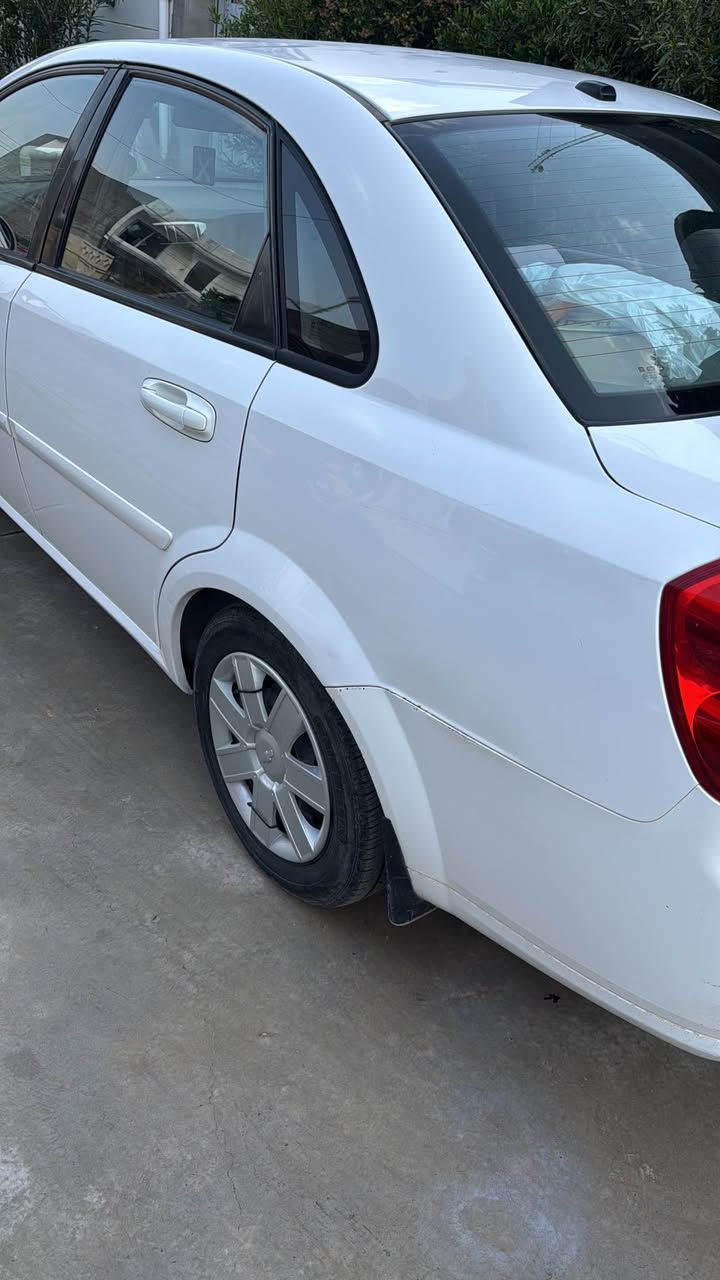 سلام عليكم سياره اوبترا خليجي 2010 رقم سليمانيه جديد محرك مبدل كازكيت سياره بدون قطرة صبغ وبدون تبديل فقط بارد بيها موضح بلسونار سياره نضيفه وحلوه بيها ستيكر مال بانزين ويا السياره مالغي حجر صلنصه تبريد ثلج شاشه ايباد فول مواصفات كير اوتوماتك عارضها 84 بيها مجال قليل مكان ديالى خانقين هاتف *********** خناقين, ديالى
