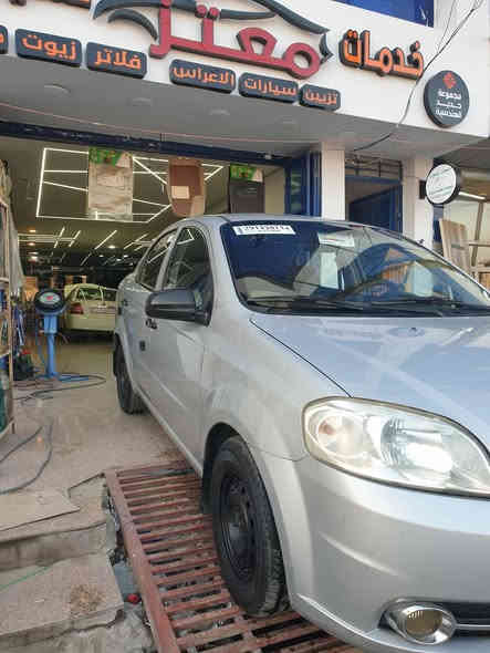 افيو ٢٠٠٩ بدون صبغ بس بل داير الخلفي شبغ تعديل بارد محرك وكير وتبريد شرط السياره حيل نضيفه السعر ٧٠ وبيها مجال للأستفسار الاتصال ***********
