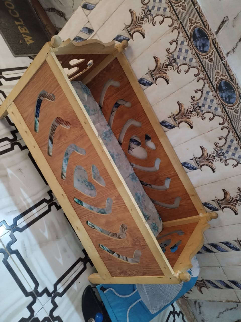 كاروك نضيف ب٥٠ الف
مكانه شارع الوكفه
***********

