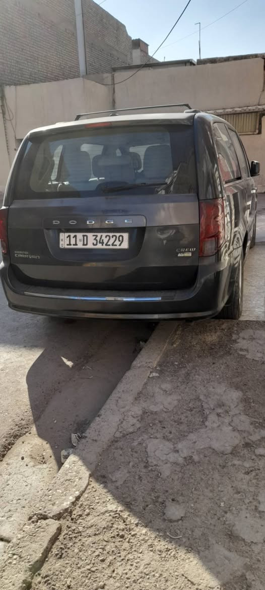 سلام عليكم دوج كرفان 2011 فئه CREW السعر 120 
بغداد حي الجوادين للاتصال ***********
