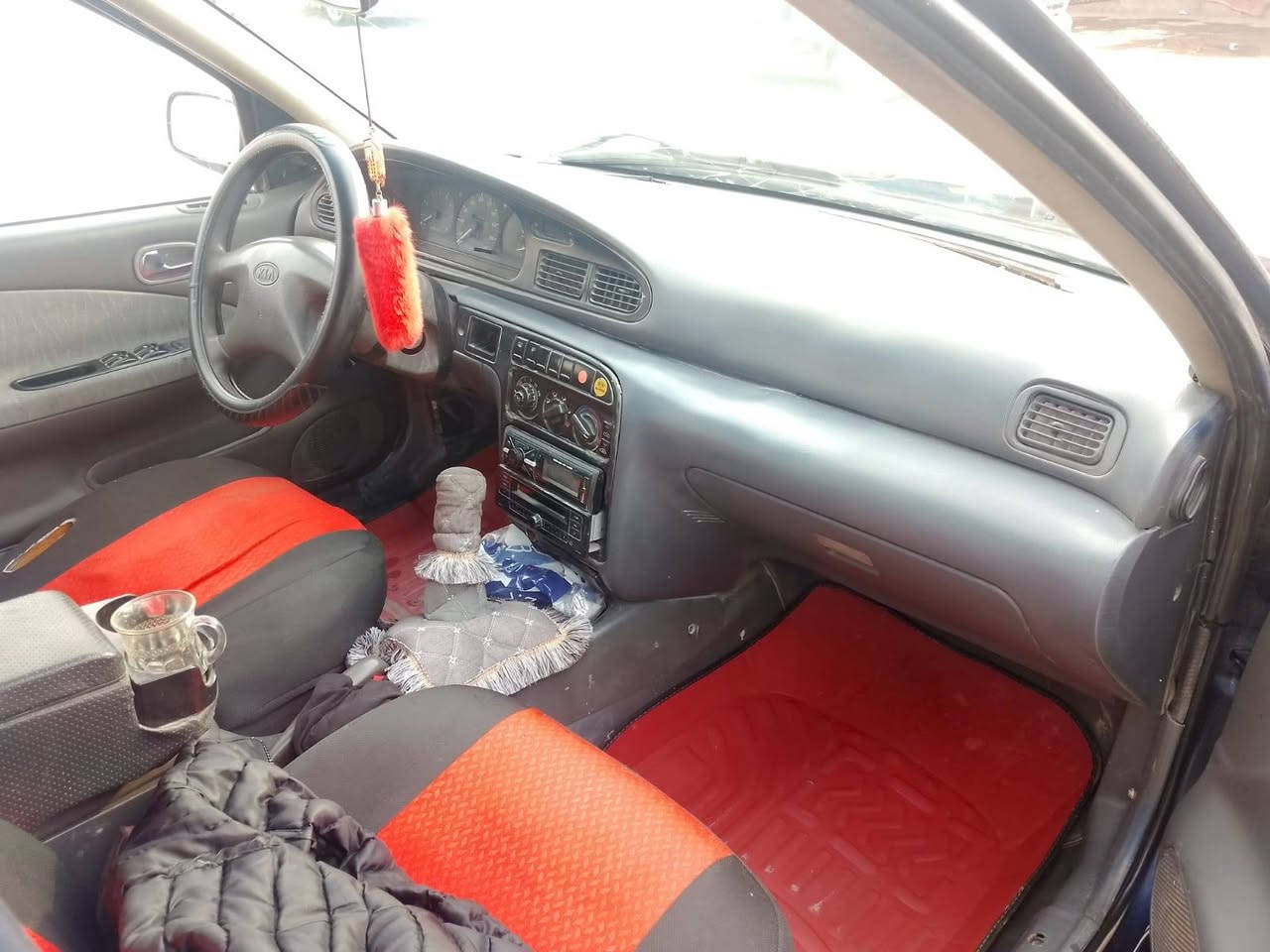 للبيع كيا سيفيا موديل 95رقم بغداد انكليزي سنوية لل27 ماناقصهة شي السيارة للاتصال ***********المكان سامراء
