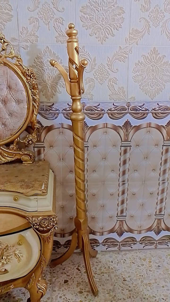 غرفة نوم زان مصري  ثمانية قطع 
بعدهي جديده  للبيع  السعر مليون ونص 
وبيه مجال 
الاتصال أو مراسلة واتساب 
‏‪***********‬‏
