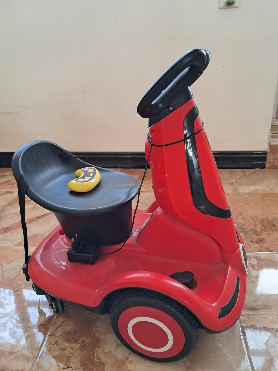 للبيع مستعملة ونضيفة جدا مكاني الدورة سعره ٤٥ الف بيه مجال ***********
