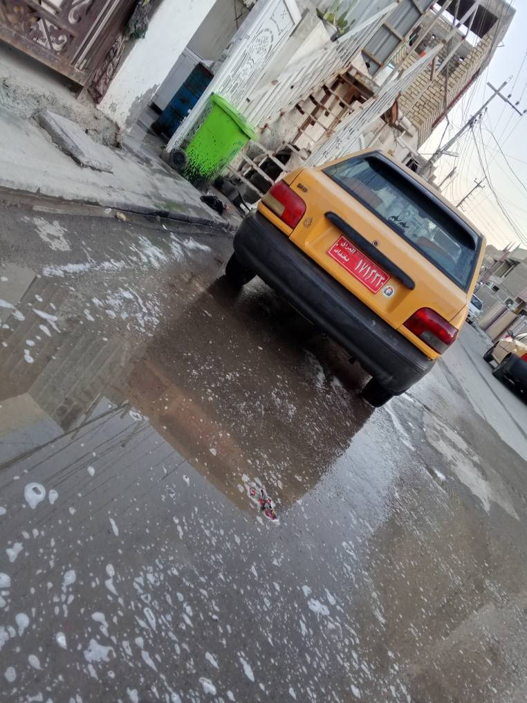 السلام عليكم
سايبة 2012 
تفاصيل السيارة 
گير وماكينة وكهربائيات 
وصدر خلفي أمامي 
وتخم تاير جدد 
والسيارة جاهزة وگبل للشارع
سنوية عظم عاج 
غرامات مصفرة 
هيئة عليها 600 على المشتري 
السعر 14 وبيها مجال گلش بسيط 
مكاني بغداد زعفرانية 
تحويل السيارة ثاني يوم 
رقم الهاتف ***********
