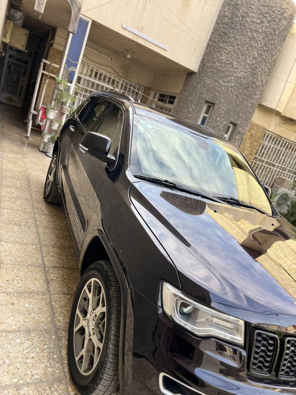 السلام عليكم
للبيع جيب اوڤرلاند 2020
لون بيتنجاني مميز وليس اسود
سياره جديده ومعروفه مواصفات الاوفرلاند
-بصمه
-بانوراما
-صندوق كهرباء
-جكات السياره 
-تسخين وتبريد المقاعد الاماميه
-تسخين المقاعد الخلفيه
-داخل جوزي مميز
-رادار جانبي
-نقطه عمياء
-دفع رباعي 4\4
ميحتاج اذكر المواصفات الافرلاند معروفه السياره مكفوله وجديده وصور السونار بل منشور رقم بغداد بسمي 
للاستفسار ***********
سعر السياره 29.800 وبيه مجال بسيط
