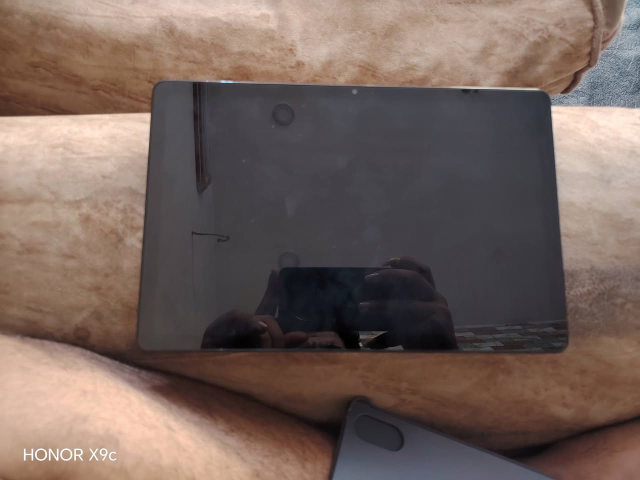 سلام عليكم هونر باد اكس ٨aقبل يومين جبته والوصل موجود بس احتاجيت واريد ابيعه مكاني مدينه الصدر ***********
