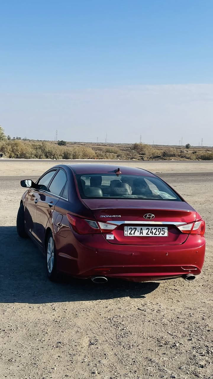 2011  سوناتا امريكي
السعر 110 وبيها مجال للشراي 
التفاصيل ***********
📞
