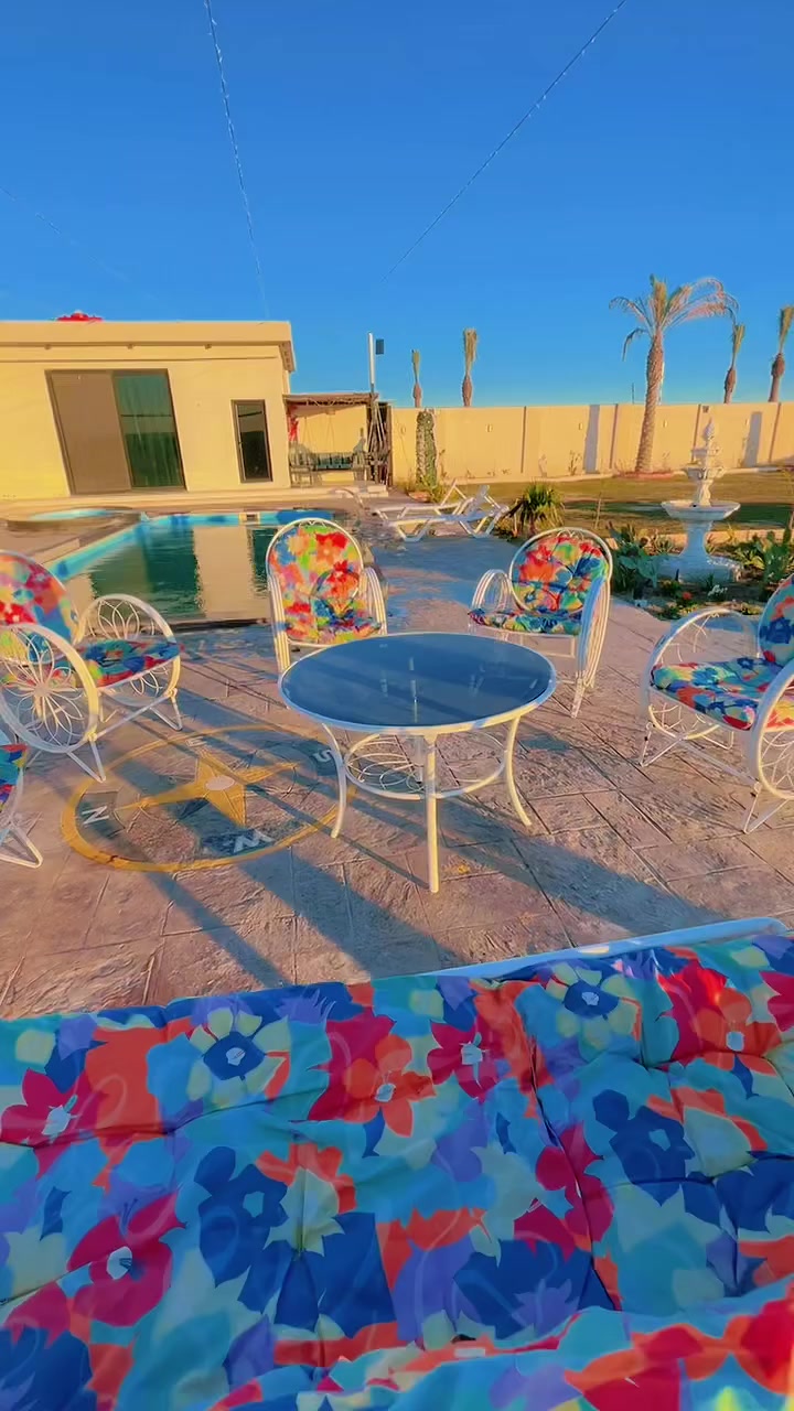 ✨ أجواء راقية… سهرات رمضانية لا تُنسى ✨
عيشوا أجواء رمضان بأناقة وهدوء وسط الطبيعة

🌴 جلسات مميزة
🌙 أجواء إنارة رمضانية ساحرة
🤍 خصوصية وراحة تامة للعوائل

📍 مزرعة سند – بغداد / أبو غريب
📞 للحجز: ***********

رمضانكم عندنا غير ✨
