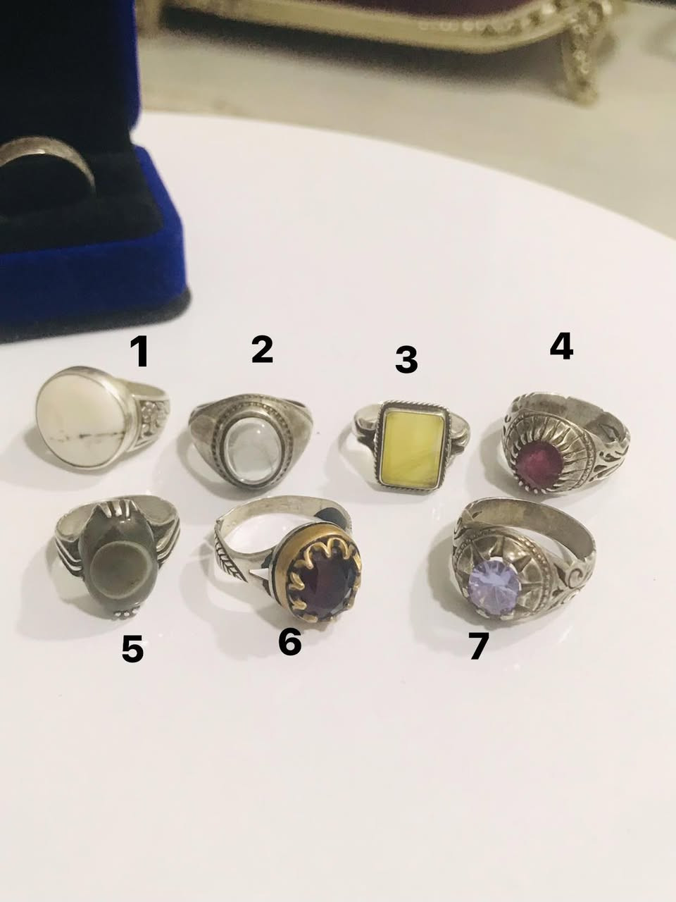 يا الله 
كلمن و سعره
 مكاني نجف توصيل موجود 
***********
