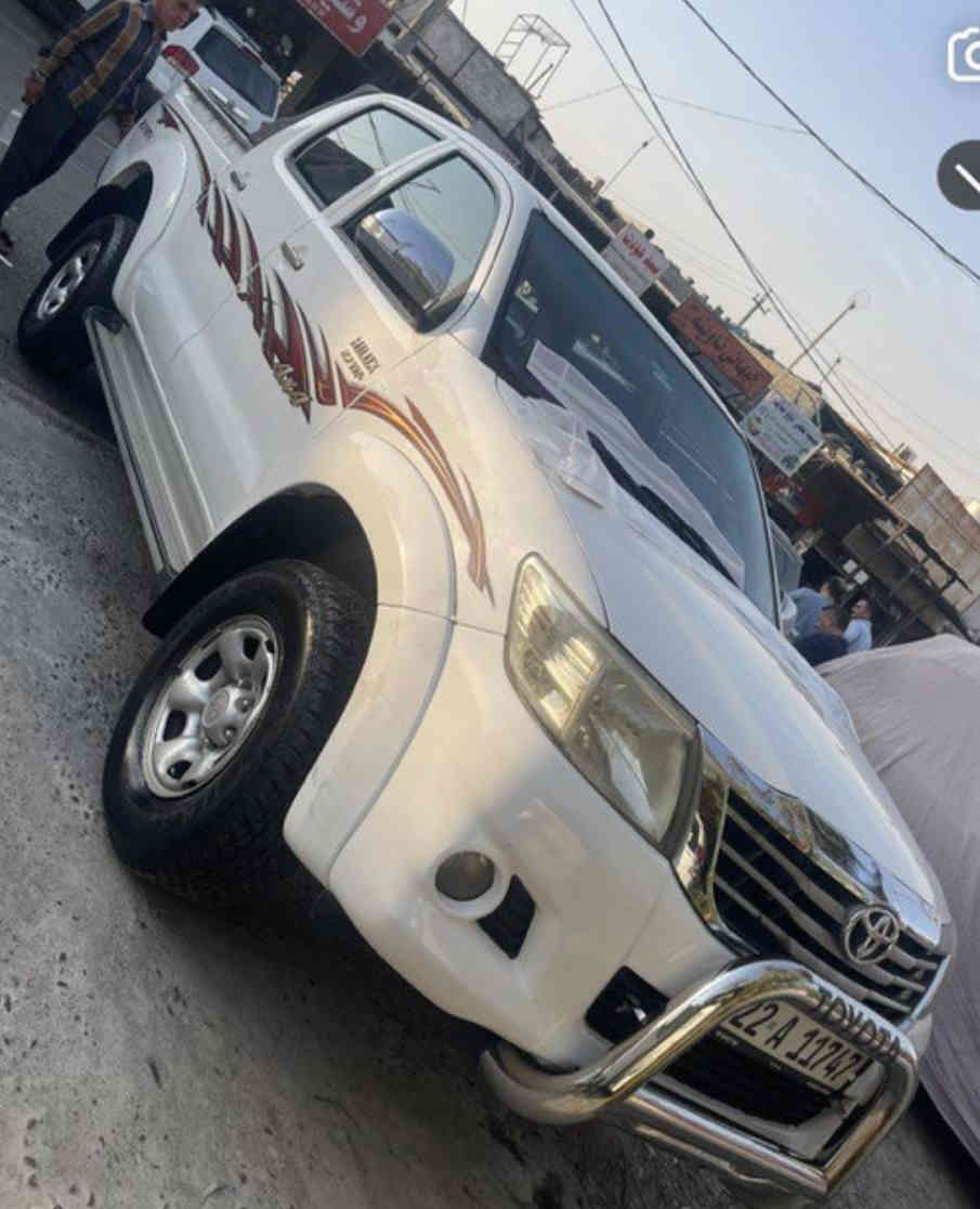 تویووتا هایلۆکس2012شەریکەی سیدنهرۆبتڵ ڤۆلیۆم گیڕعادی مکینەو
گیڕوتەبریدتەقەوڕەقەوکرانەوەی بەشەرتە235kmڕویشتوەڕقم سنوی
هەزەی  نوێیە.کرایتەغازی یتاڵی
سەیارەکەدووپەڵەسبوغی هەیەلە
بۆدی پشتەوەی دوشوینی بچوك تعدیلی
هەیە.تعویل غرامەوەکالەبەشەرتە
شوین  هەولیر.نرخ185$مجالەکی کەم
ژ.م.***********
