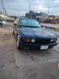 بي ام دبليو 525 • نضيفه • قير ومكينه شرط