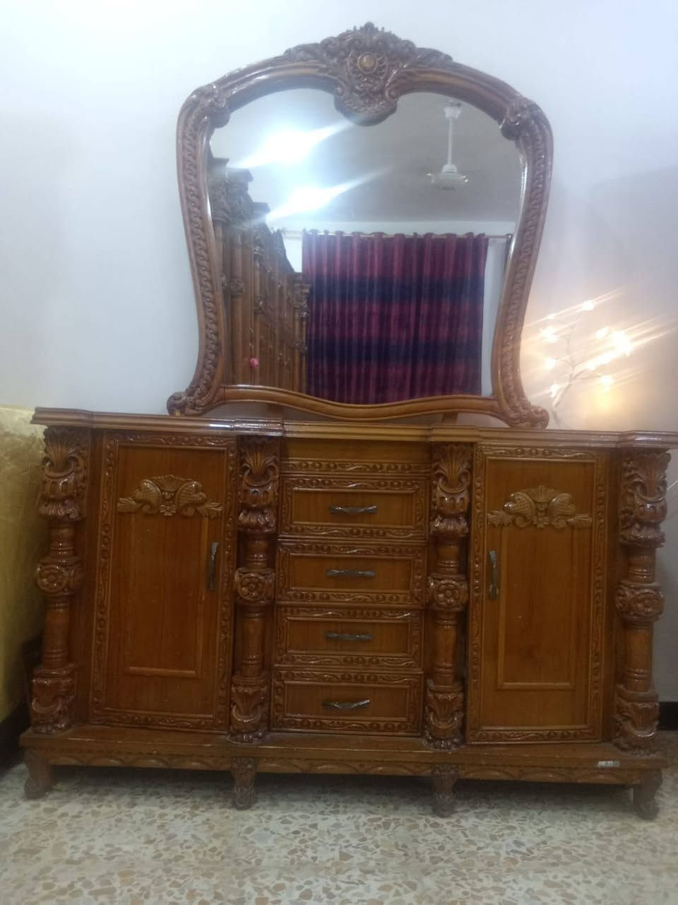 السلام عليكم
غرفه للبيع صاج عراقي وجهين نظافه ٩٠ بلميه مكان جسر ديالئ
للتواصل وات ساب ***********

