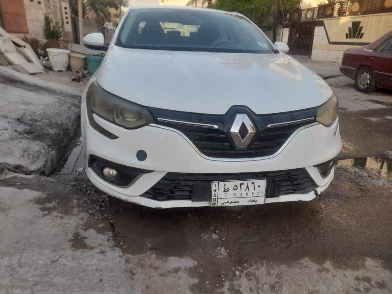 السلام عليكم 
رينو ميكان موديل ٢٠١٩
السعر ٨٥
بيه مجال
تخم تاير جديد باتري جديد
السونار موضح بيه كلشي
كير  محرك كفاله 
تحويل مباشر  السياره حره
بغداد البلديات 
رقم الهاف واتساب بيه ***********
***********
ماشيه ٩٩ الف
