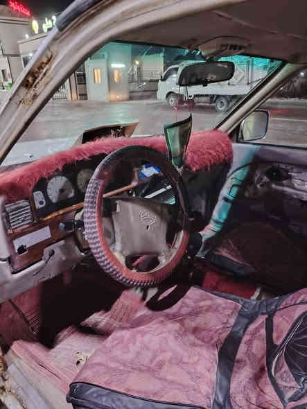 السلام عليكم بيكم للبيع موديل ٢٠٠٦ مكينه وكير ونجي اتوماتيك مكفوله حداده كهربائيات تحويل ثاني يوم رقمها ميسان لا ضربه ولا تبديل عنوان ميسان لعماره السعر 25 وبيها مجال بدون ضريبه رقم الهاتف ***********
