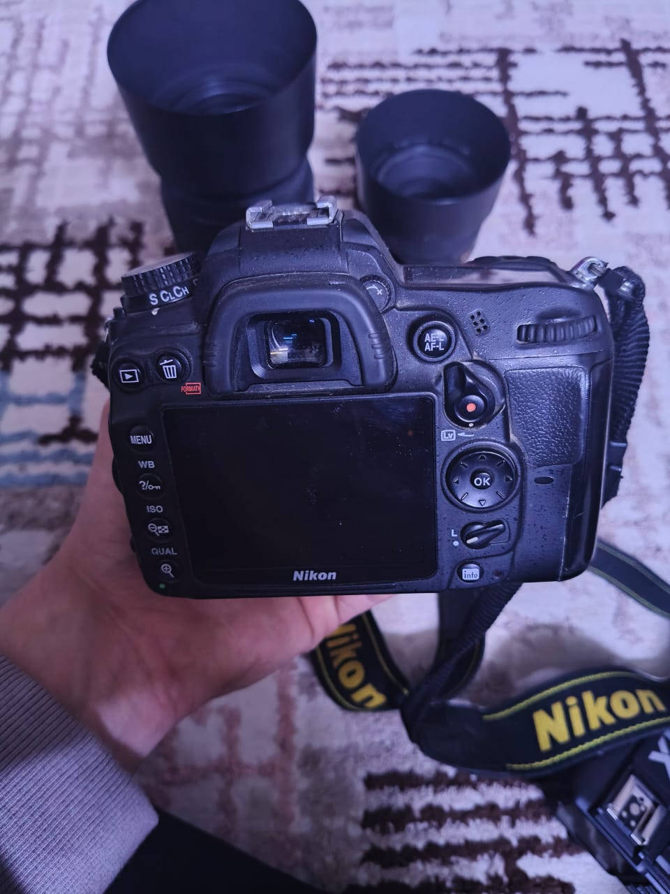 nikon d7000

nikon 50mm 1.8

nikon 55-300 

اضائة AD600B 

مع سوفت و ستاند 

المكان بغداد البياع 

للاستفسار  

واتساب 

***********
