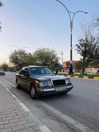 ماشاءالله كل حلال الناس مارسدس دب 300 فول موديل 92 بلاد رقم دولي وسنوي...