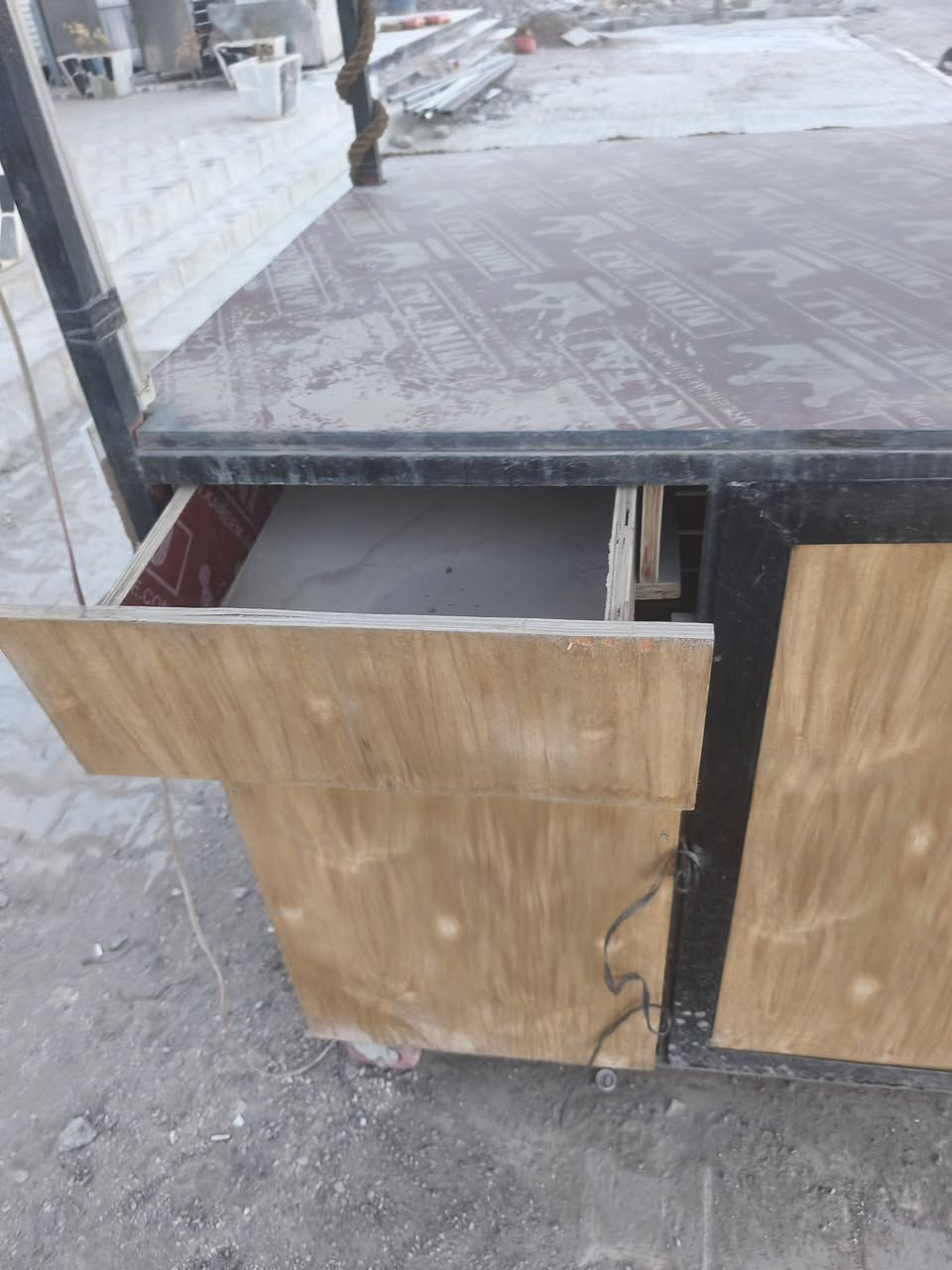 عربه جديده لبيع ديالى بعقوبة حي المصطفى ***********
