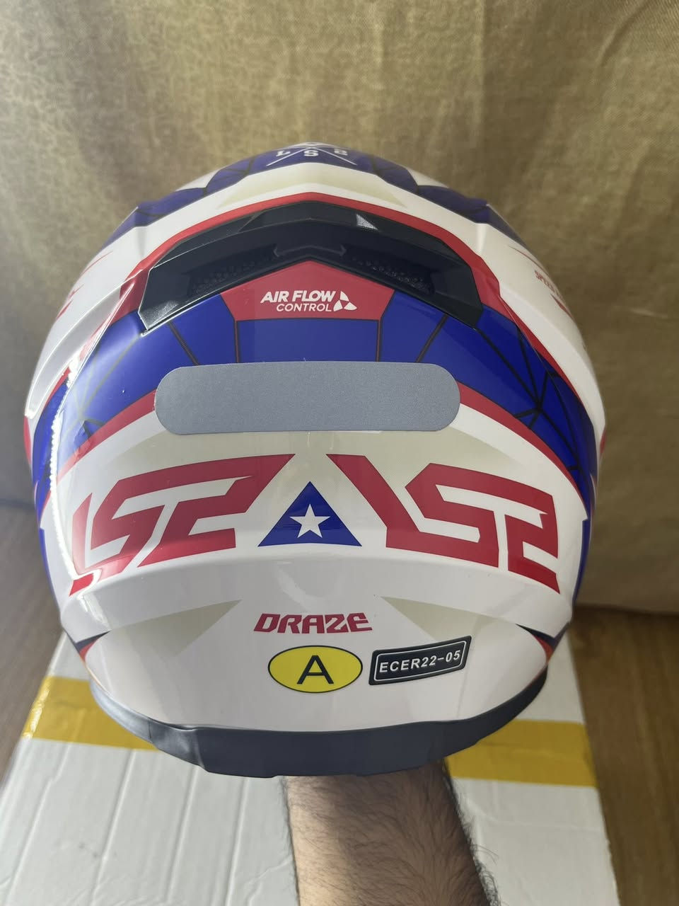 سلام عليكم
خوذه LS2 

فك ثابت ملون

قطعه حلوهه اصليه مرتبهه

قياس XL

سعره 150,000الف فقط وبيه مجال 

يتوفر توصيل لكل العراق 🚚


**إذا كنت صاحب هذا الإعلان وتريد حذفه لأي سبب، رجاءا أرسل رسالة إلى الدعم الفني**