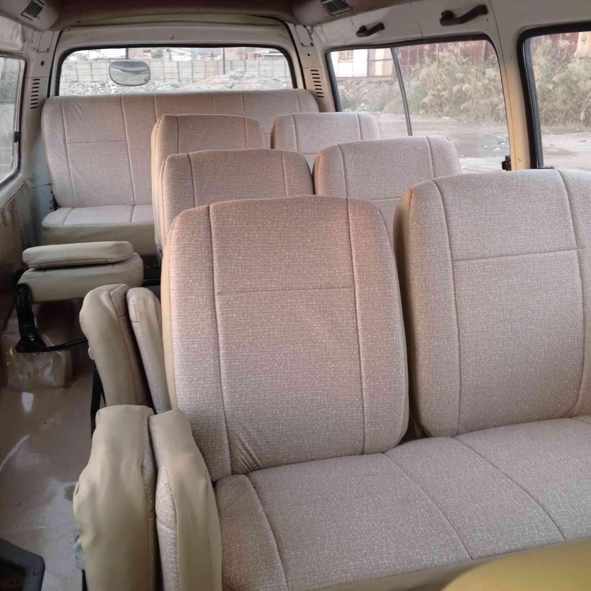 سلام عليكم سيار فتون للبيع موديل 14 سياره جاهزه حلوه  سنويه 2030 دوشمه جديده  العن بغداد الرقم ***********
