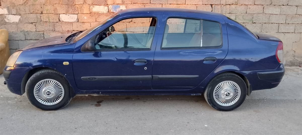 رينو كليو 2006كير ومحرك كورله  رقم واسط وسنويته بسمي ول29تنتهي مكاني ديالى ***********
