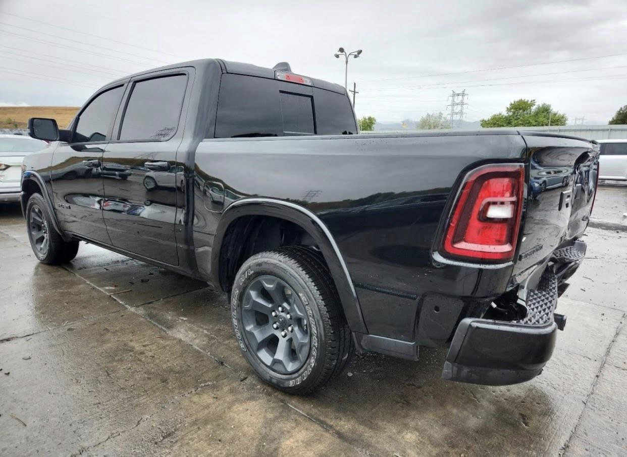 🔹السلام عليكم ..

🔹نوع السيارة …
‏♦️RAM TRUCKS - RAM - BIG HORN - 2025

♦️تاريخ المزايدة غداً الأثنين بعد السادسة مسائاً
2026 - 2 - 9

♦️عداد المسافات - 2 الف ميل فقط .
♦️الاسطوانات - 6 سلندر .
♦️حجم المحرك - 3.0 .
♦️نضام الدفع 4X4 .
♦️الوقود - بانزين .

♦️الأضرار  :- حسب الصور المرفقة  ..

🔹للدخول الى المزاد او شراء سيارة
🔹او اي استفسار يرجى التواصل مع …

🔹شركة الناصر للمزادات وتجارة السيارات🔹

♦️زياد الناصر -  ‭***********
ايهم الناصر - ***********♦️

📍صلاح الدين - قضاء العلم - قرب البطاقة الوطنية📍
