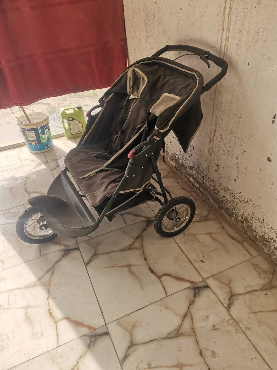 عرابنه مال أطفال نفرين كلش نضيف البيع وبسعر مناسب التصال *********** أو علي الخاص مفتوح
