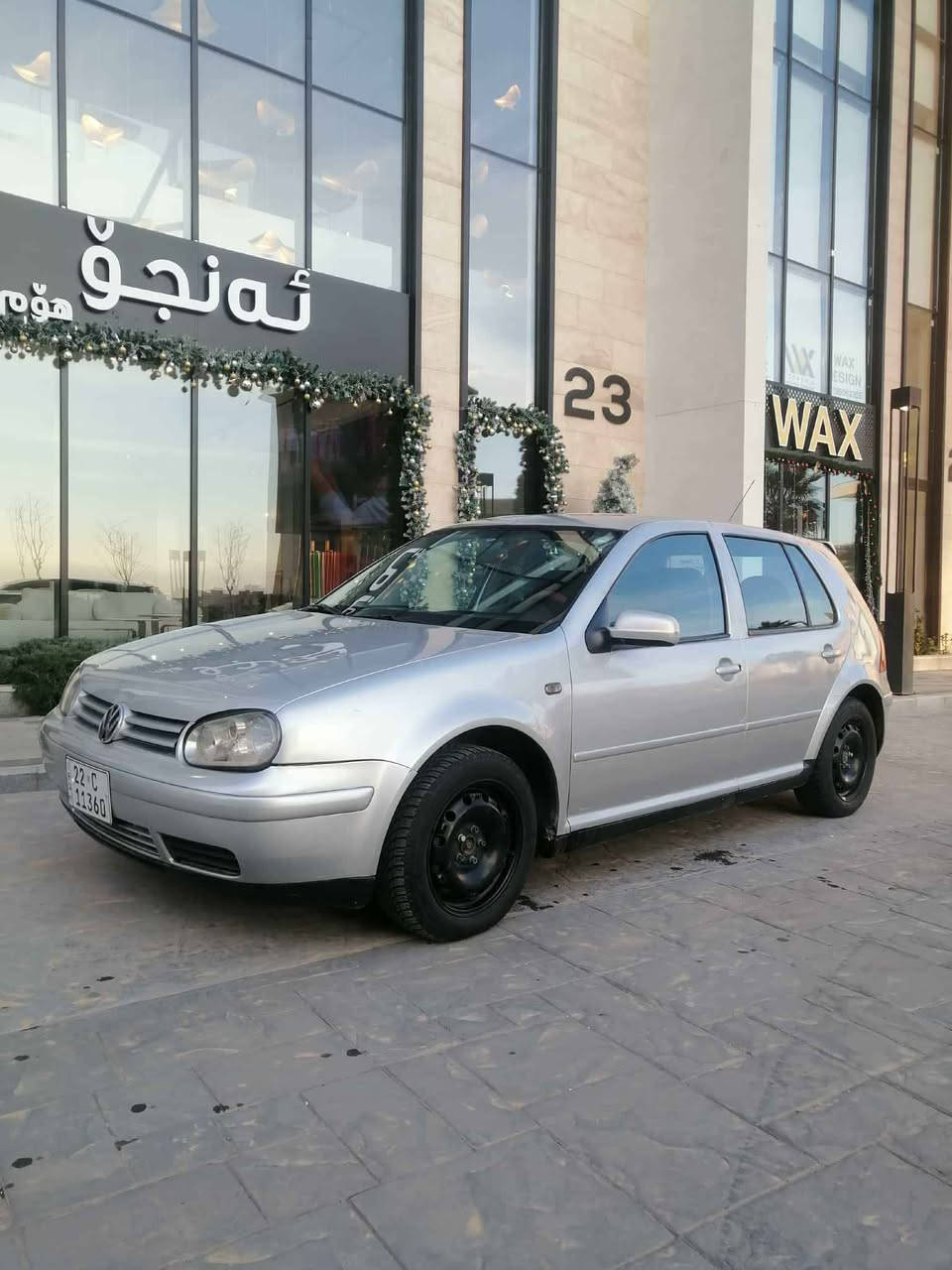 فؤكس واكن بؤ فرؤشتن موديل 2001 تؤماتيك ته بريد كيرو مه كينه ي به شه رت سئ به له ي به مبه ده عموليدراوي نيه ره قه هه ولير سه نه وي تا زه يه تا 2030 ته حويل برا وه خرا مه به شه رت يه ك دينار مه سره في تيا نيه سعري 45$وه ره قه و معا مه له بؤ زا نيا ري به يوه ندي بكه به 
***********يان*********** السليمانية, العراق
